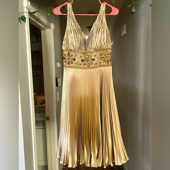 Cache Luxe Gold Dress embedded Jewels - Picture 1 of 8
